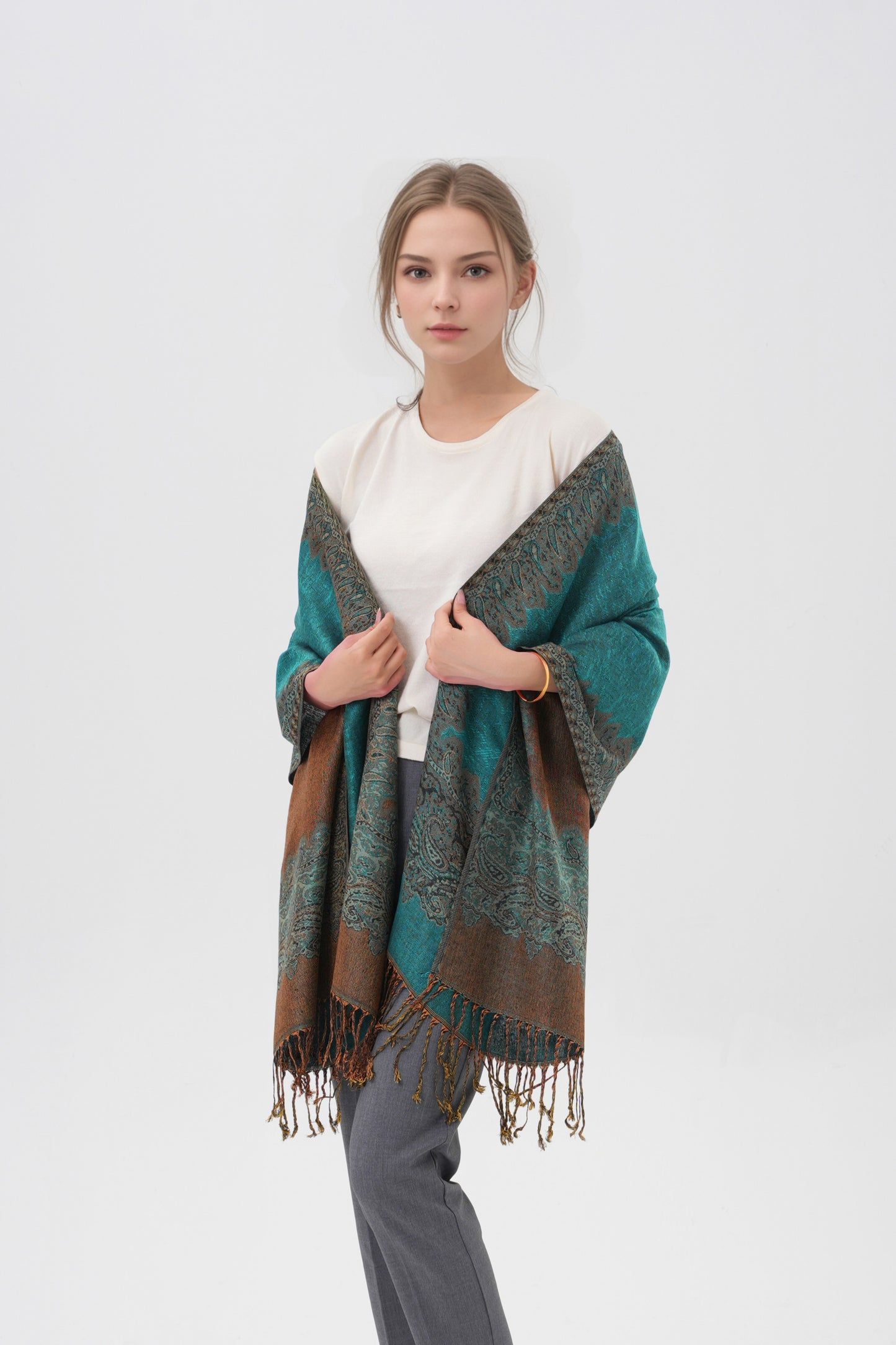 Border Pattern Pashmina