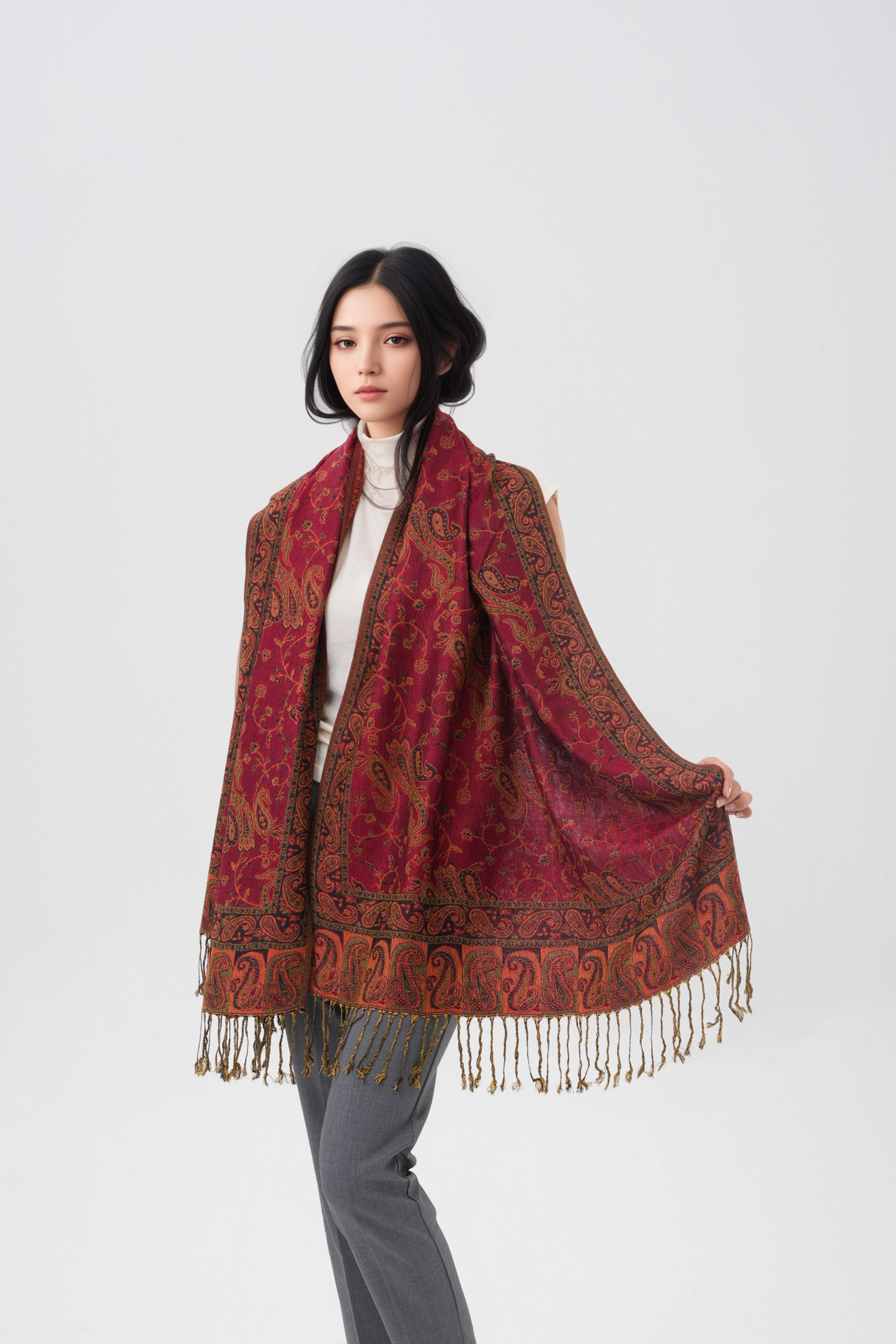 Outlined Paisley Pashmina