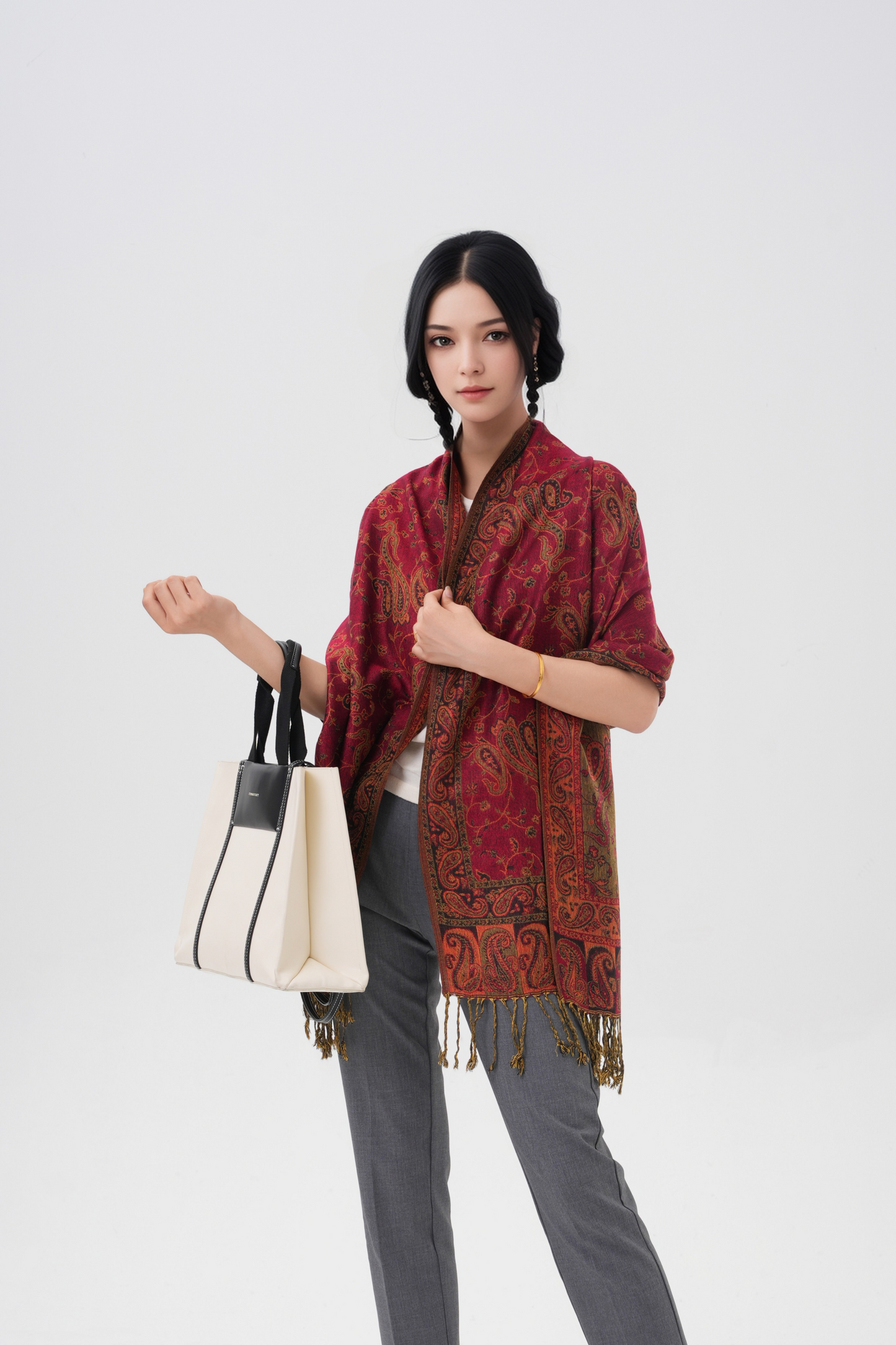 Outlined Paisley Pashmina