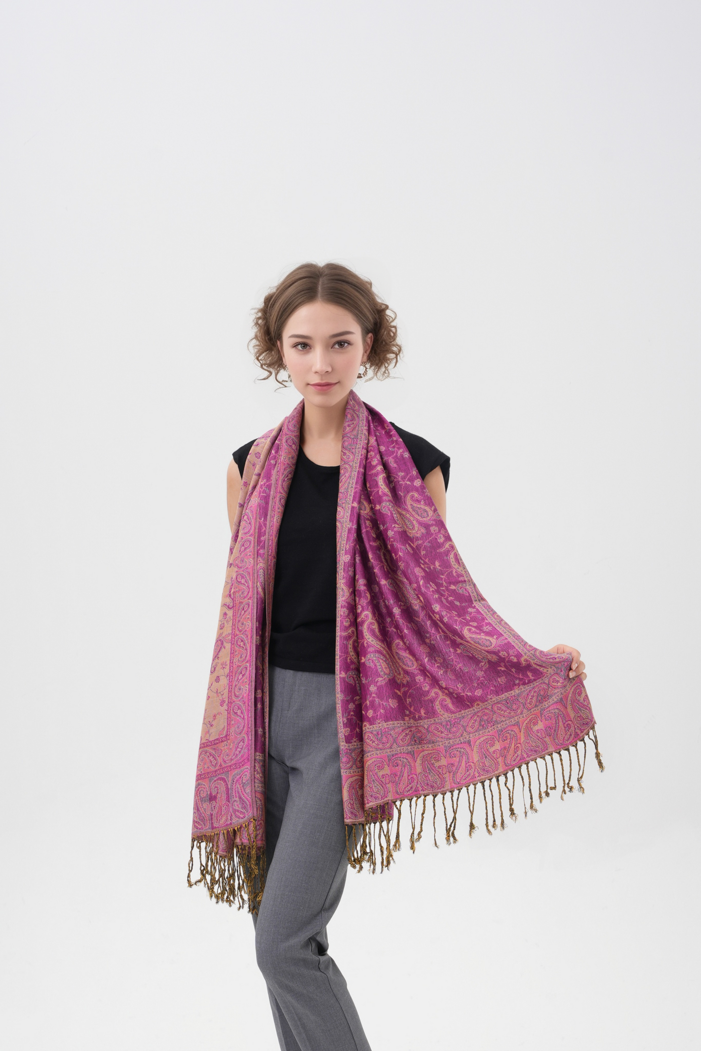 Outlined Paisley Pashmina