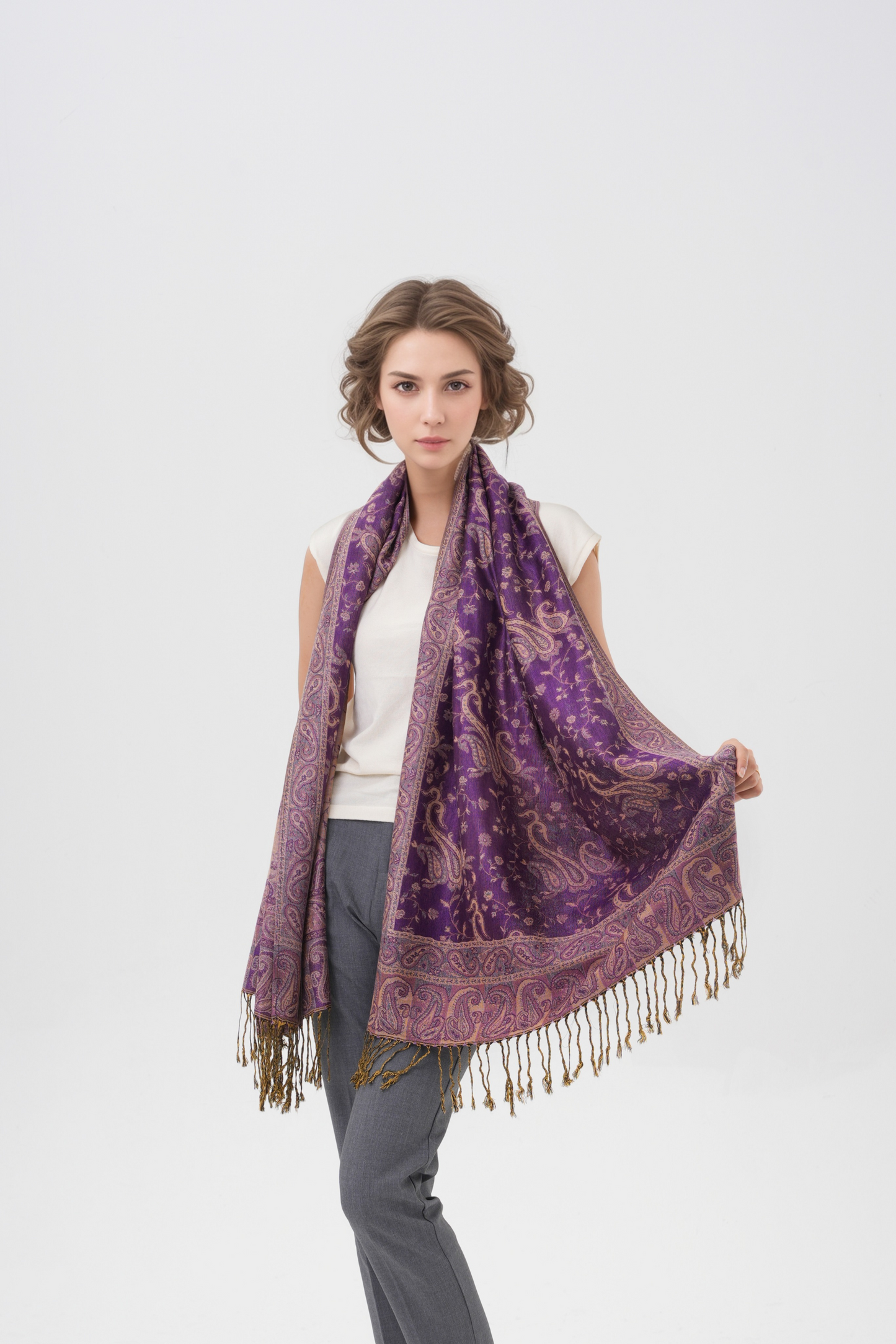 Outlined Paisley Pashmina