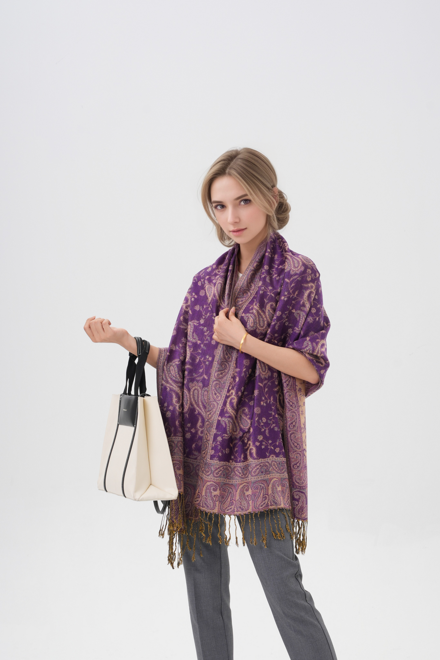 Outlined Paisley Pashmina