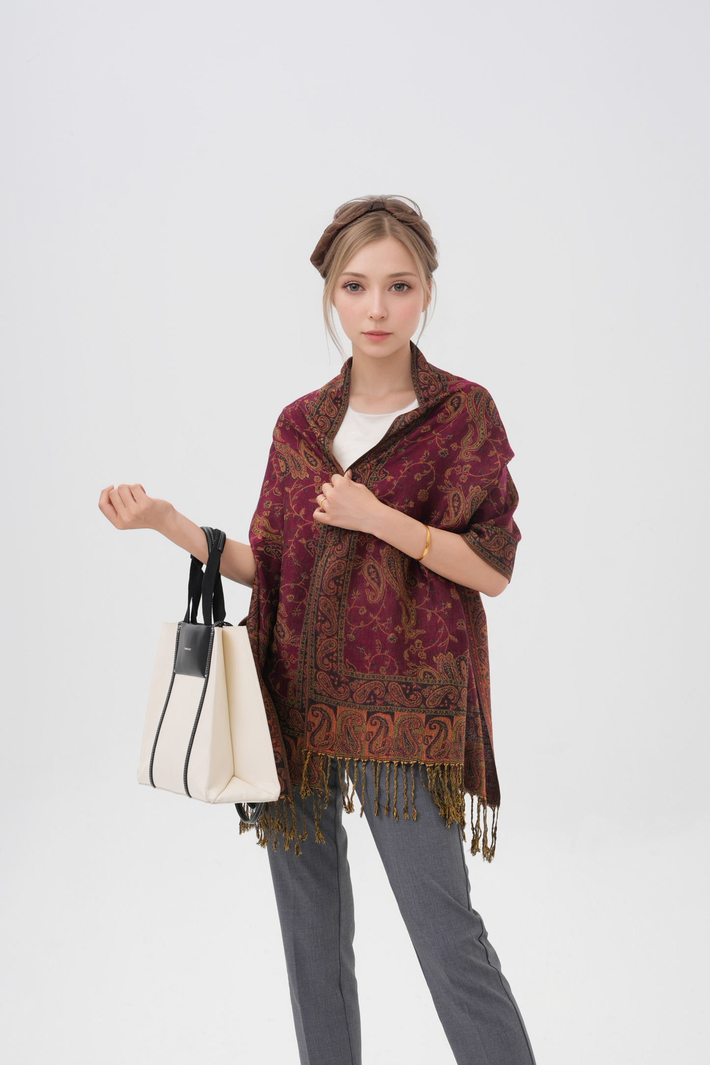 Outlined Paisley Pashmina