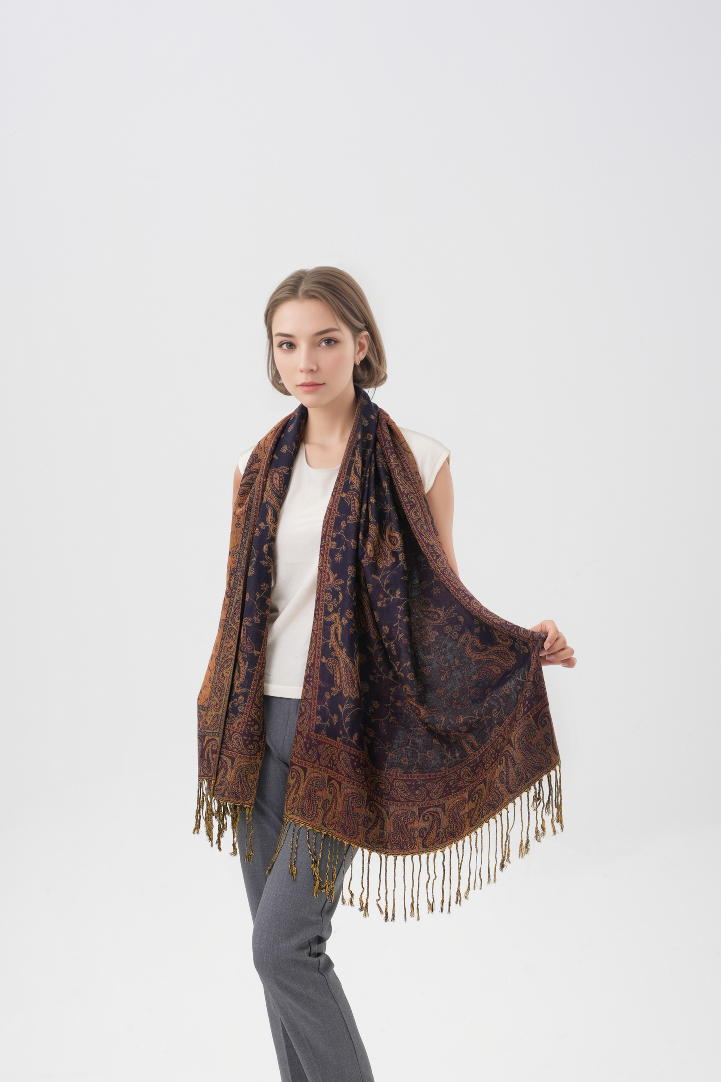 Outlined Paisley Pashmina